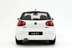 Volkswagen Golf GTI Mk5 Edition 30 Candy White Otto 1:18 OT1250 Derva - nuotrauka 5 iš 5