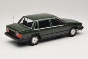 Volvo 740 GL Tamsiai Žalias Minichamps 1:18 155171702 Metalas - nuotrauka 2 iš 6