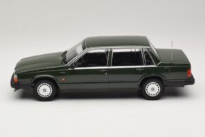 Volvo 740 GL Tamsiai Žalias Minichamps 1:18 155171702 Metalas - nuotrauka 3 iš 6