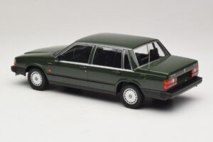 Volvo 740 GL Tamsiai Žalias Minichamps 1:18 155171702 Metalas - nuotrauka 5 iš 6
