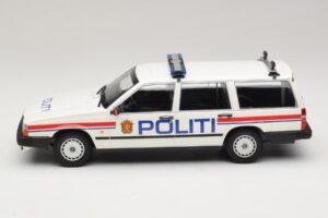 Volvo 740 GL Universalas Politi Norway Minichamps 1:18 155171796 Metalas - nuotrauka 3 iš 6