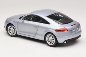 Audi TT 8N Silverblue Metallic Minichamps 1:18 100015020 Metalas - nuotrauka 7 iš 8