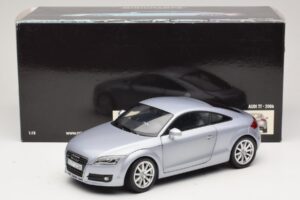 Audi TT 8N Silverblue Metallic Minichamps 1:18 100015020 Metalas - nuotrauka 8 iš 8