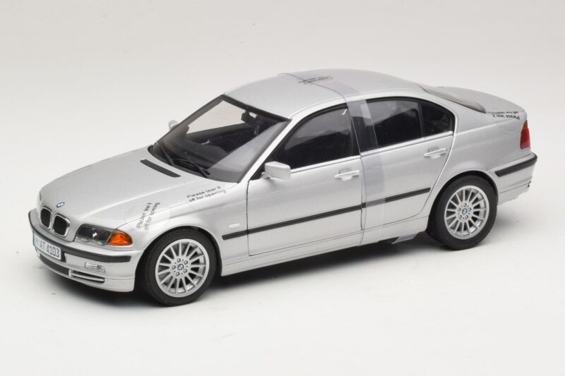 BMW 3-Series E46 6-Cylinder Sidabrinis UT Models 1:18 BMW 3-Series E46 6-Cylinder Sidabrinis UT Models 1:18 20512 Metalas