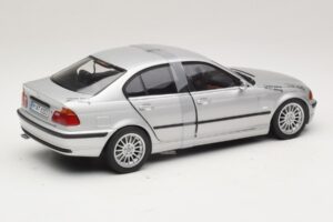 BMW 3-Series E46 6-Cylinder Sidabrinis UT Models 1:18 20512 Metalas - nuotrauka 2 iš 6