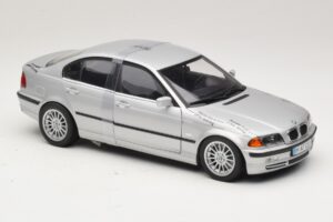BMW 3-Series E46 6-Cylinder Sidabrinis UT Models 1:18 20512 Metalas - nuotrauka 4 iš 6