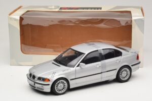 BMW 3-Series E46 6-Cylinder Sidabrinis UT Models 1:18 20512 Metalas - nuotrauka 6 iš 6