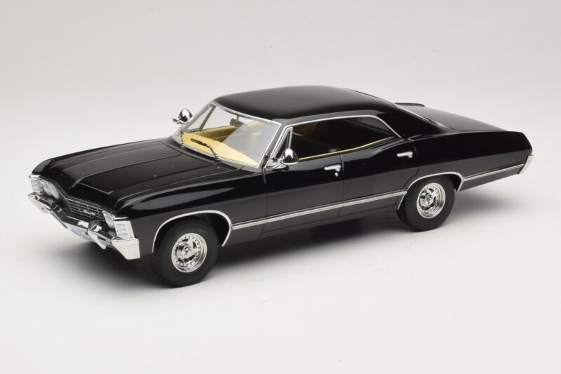 Chevrolet Impala Juodas MCG 1:18 MCG181006 Metalas