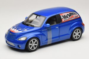 Chrysler PT Cruiser Pristatymas Mėlynas Hot Wheels 1:18 29616 Metalas