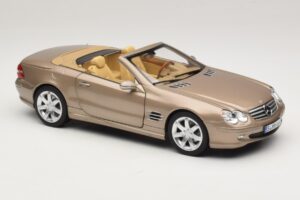 Mercedes SL500 R230 Travertine Beige Norev 1:18 183843 Metalas - nuotrauka 7 iš 9