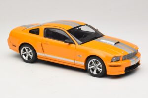 Ford Mustang GT S197 Grabber Orange Metallic AUTOart 1:18 73117-A1 Metalas - nuotrauka 6 iš 8