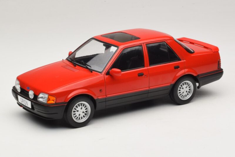 Ford Orion Mk2 1600E Raudonas MCG 1:18 MCG18488 Metalas