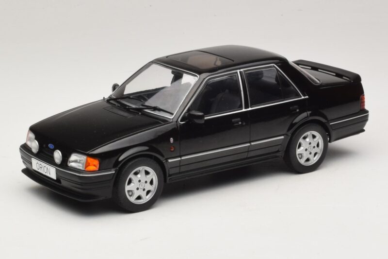 Ford Orion Mk2 RS Package Juodas MCG 1:18 MCG18649 Metalas