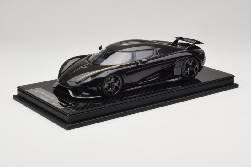 Koenigsegg Regera Juodas Anglies Pluošto Paketas FrontiArt 1:18 F079-179 Derva