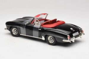 Mercedes 190 SL W121 Roadsteris Juodas ERTL 1:18 7464 Metalas - nuotrauka 5 iš 6