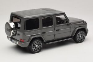 Mercedes G-Class W465 Classic Grey Norev 1:18 183035 Metalas - nuotrauka 2 iš 6