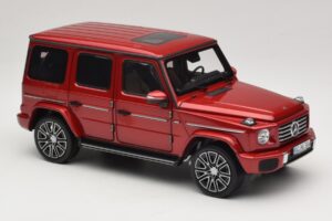 Mercedes G-Class W465 Hyacinth Red Norev 1:18 183037 Metalas - nuotrauka 4 iš 6