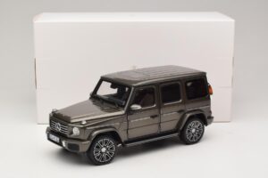 Mercedes G-Class W465 Indium Grey Norev 1:18 183036 Metalas - nuotrauka 6 iš 6