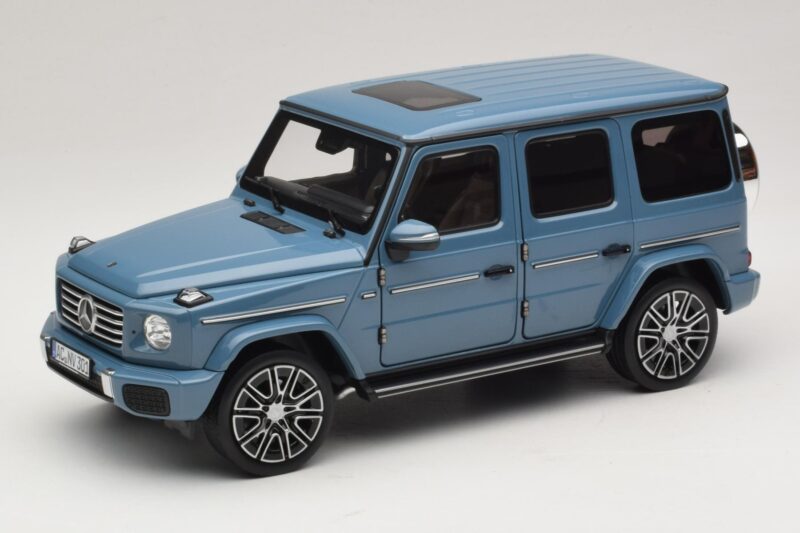 Mercedes G-Class W465 Vintage Blue Norev 1:18 183034 Metalas