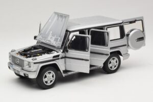 Mercedes G500 W463 LWB Dilerio Leidimas Sidabrinis AUTOart 1:18 B66962142 Metalas - nuotrauka 2 iš 8