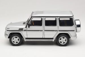 Mercedes G500 W463 LWB Dilerio Leidimas Sidabrinis AUTOart 1:18 B66962142 Metalas - nuotrauka 4 iš 8