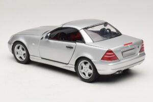 Mercedes SLK230 R170 AMG Roadsteris Sidabrinis UT Models 1:18 26152 Metalas - nuotrauka 7 iš 8