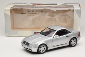 Mercedes SLK230 R170 AMG Roadsteris Sidabrinis UT Models 1:18 26152 Metalas - nuotrauka 8 iš 8