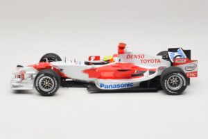 Panasonic Toyota Racing TF106 #12 R. Schumacher 2006 Minichamps 1:18 AM59557K Metalas - nuotrauka 3 iš 7