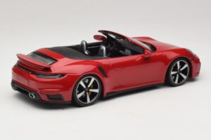 Porsche 911 992 Turbo S Kabrioletas Tamsiai Raudonas Minichamps 1:18 PORSCHE007 Metalas - nuotrauka 2 iš 6