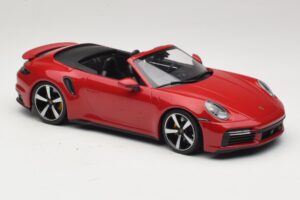 Porsche 911 992 Turbo S Kabrioletas Tamsiai Raudonas Minichamps 1:18 PORSCHE007 Metalas - nuotrauka 4 iš 6
