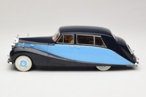 Rolls-Royce Silver Wraith Empress by Hooper Juodas & Tamsiai Mėlynas MCG 1:18 MCG18051 Metalas - nuotrauka 3 iš 6