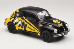 Volkswagen Beetle 1303 Go with Moon Solido 1:18 S1800519 Metalas - nuotrauka 6 iš 8