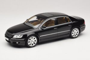 Volkswagen Phaeton 3D 6.0 W12 Juodas Otto 1:18 OT1266 Derva