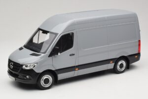 Mercedes Sprinter Pilkas Norev 1:18 183042 Metalas