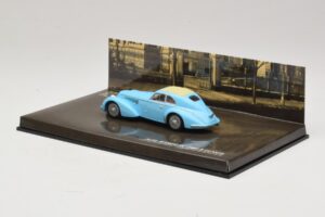 Alfa Romeo 8C 2900B Lungo Šviesiai Mėlynas Minichamps 1:43 436120420 Metalas - nuotrauka 3 iš 5