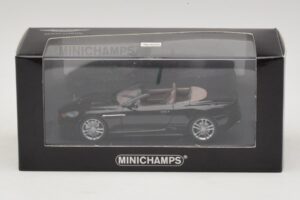 Aston Martin DBS Volante Juodas Metalinis Minichamps 1:43 400137930 Metalas - nuotrauka 4 iš 4