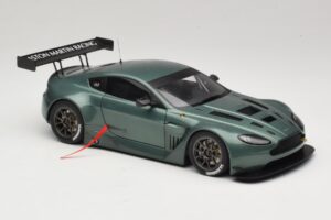 Aston Martin V12 Vantage GT3 Žalias AUTOart 1:18 81306 Metalas - nuotrauka 4 iš 6