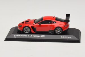 Aston Martin V12 Vantage GT3 Raudonas Minichamps 1:43 4371121392 Metalas