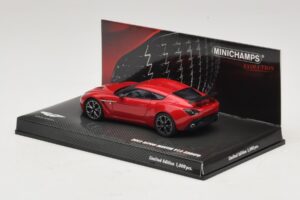 Aston Martin V12 Zagato Raudonas Minichamps 1:43 437137220 Metalas - nuotrauka 3 iš 5