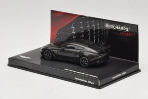 Aston Martin V12 Zagato Scintilla Silver Minichamps 1:43 437137221 Metalas - nuotrauka 3 iš 5