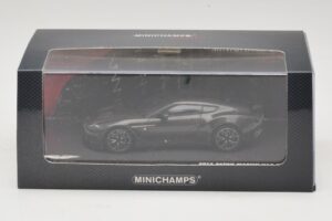 Aston Martin V12 Zagato Scintilla Silver Minichamps 1:43 437137221 Metalas - nuotrauka 5 iš 5