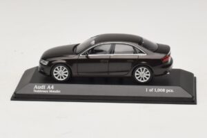 Audi A4 B8 Ruda Metalik Minichamps 1:43 410011000 Metalas
