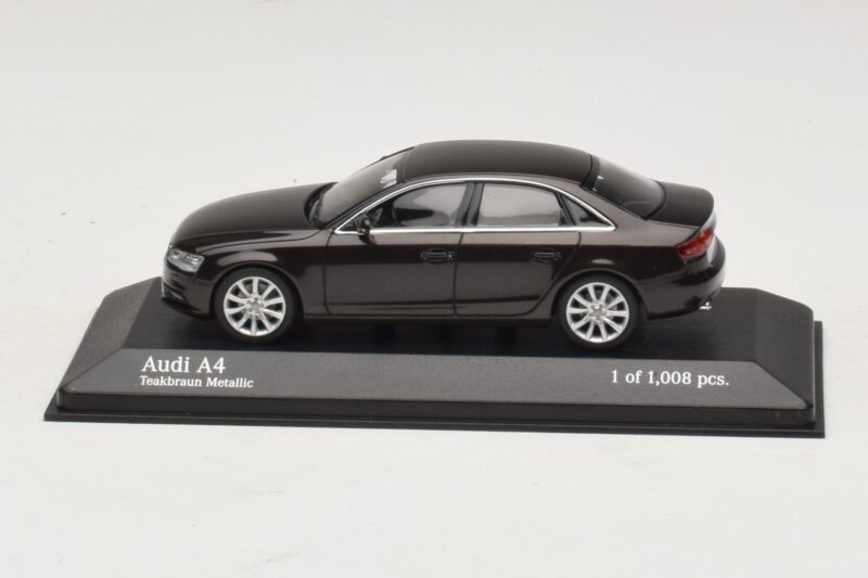 Audi A4 B8 Ruda Metalik Minichamps 1:43 410011000 Metalas