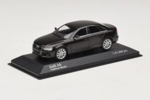 Audi A4 B8 Ruda Metalik Minichamps 1:43 410011000 Metalas - nuotrauka 2 iš 3