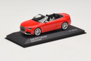 Audi RS5 B8 Kabrioletas Raudonas Minichamps 1:43 410011230 Metalas - nuotrauka 2 iš 4