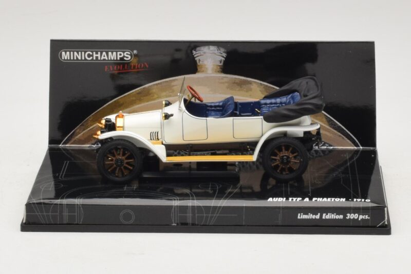 Audi Typ A Phaeton Baltas Mėlynas Minichamps 1:43 Audi Typ A Phaeton Baltas Mėlynas Minichamps 1:43 437019032 Metalas