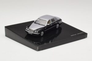 Bentley Arnage R Sidabrinis Minichamps 1:43 BL387 Metalas - nuotrauka 2 iš 4