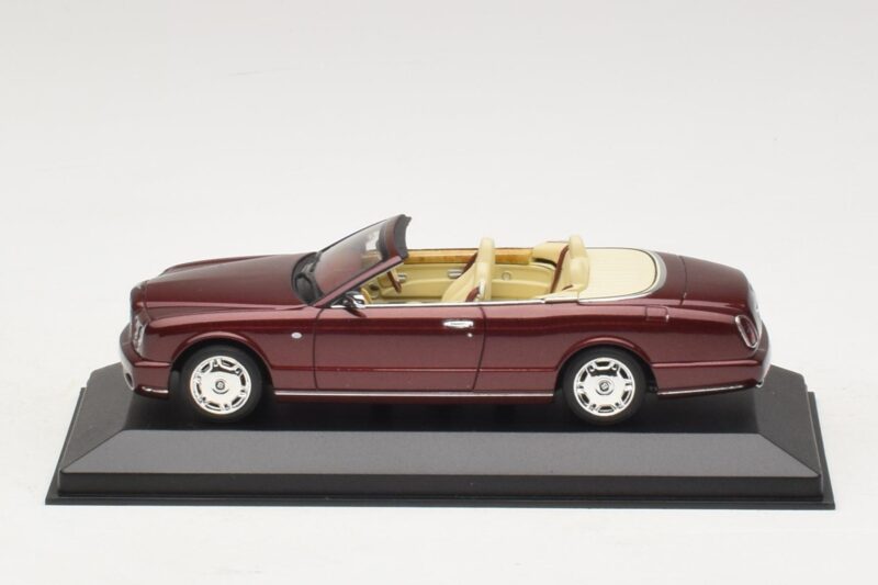 Bentley Azure Raudona Metalik Minichamps 1:43 Bentley Azure Raudona Metalik Minichamps 1:43 436139560 Metalas