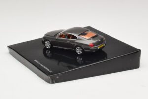 Bentley Continental GT Cypress Green Minichamps 1:43 BL312 Metalas - nuotrauka 3 iš 4