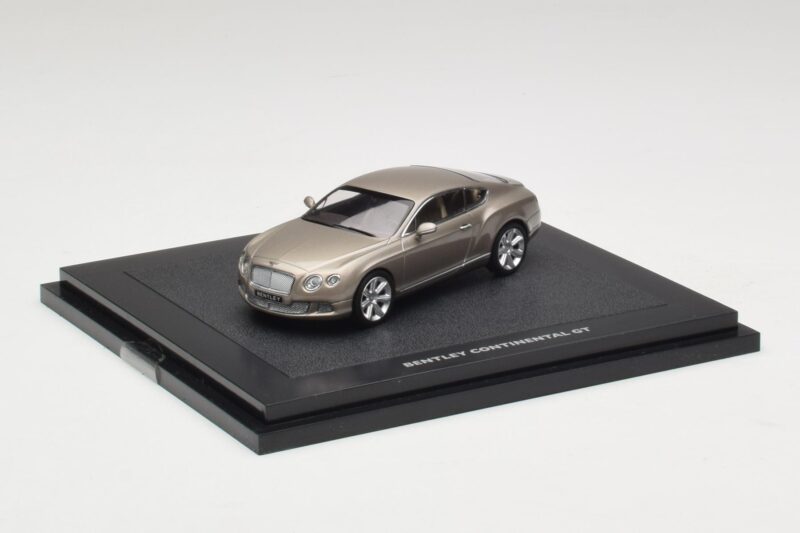 Bentley Continental GT Light Bronze Metallic Minichamps 1:43 Bentley Continental GT Light Bronze Metallic Minichamps 1:43 BL834 Metalas